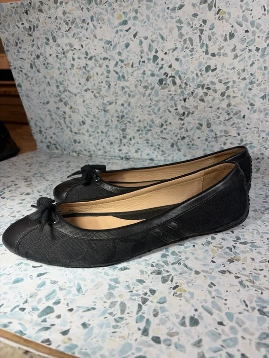 Coach Jana Black Leather Ballet Flats Signature Logo Size 8.5M - Picture 4 of 6